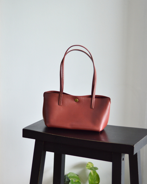 Mini Tote (Matte Brick Red)